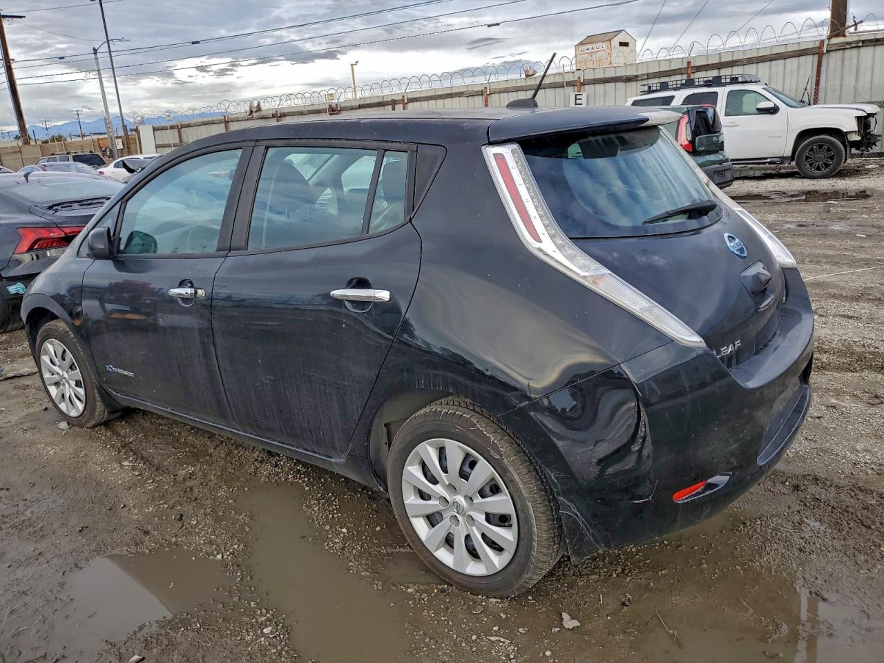 2016 Nissan Leaf S - Фото 2