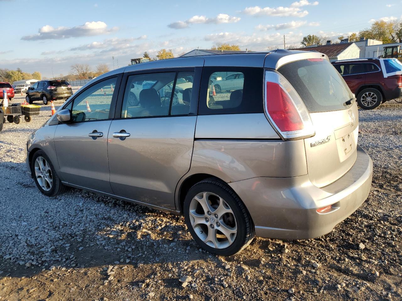 2010 Mazda 5 - Фото 2