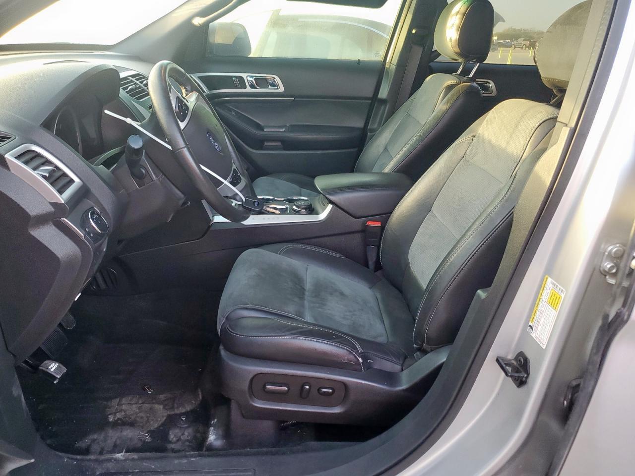 2015 Ford Explorer Xlt - Image 7