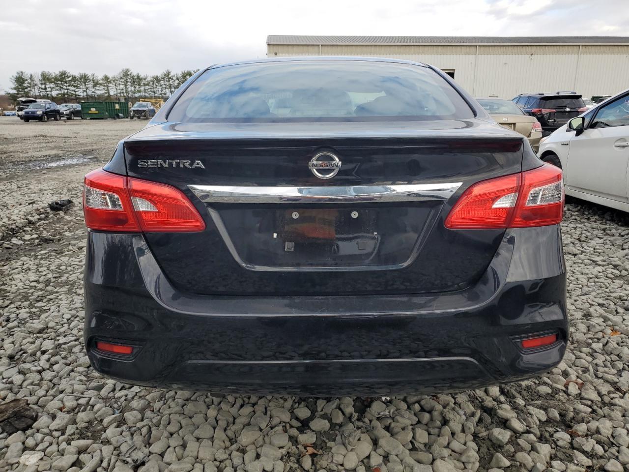 2019 Nissan Sentra S - Image 6