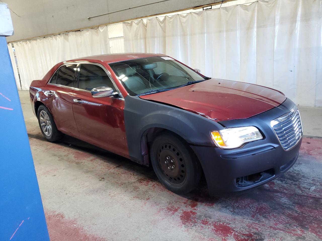 2012 Chrysler 300 Limited - Image 4