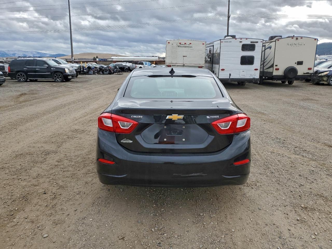 2017 Chevrolet Cruze Premier - Image 6