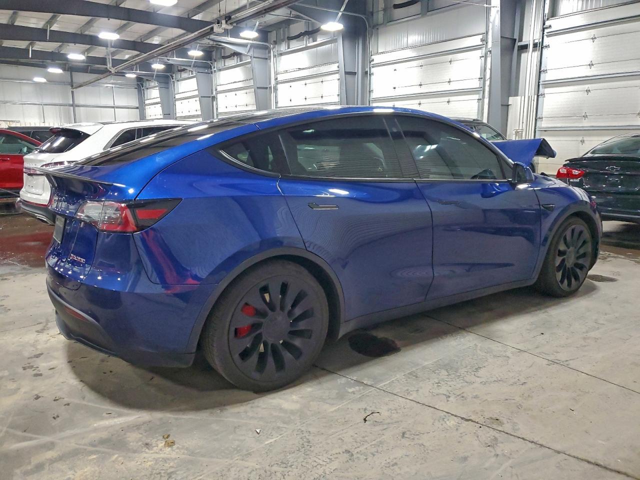 2020 Tesla Model Y - Фото 3
