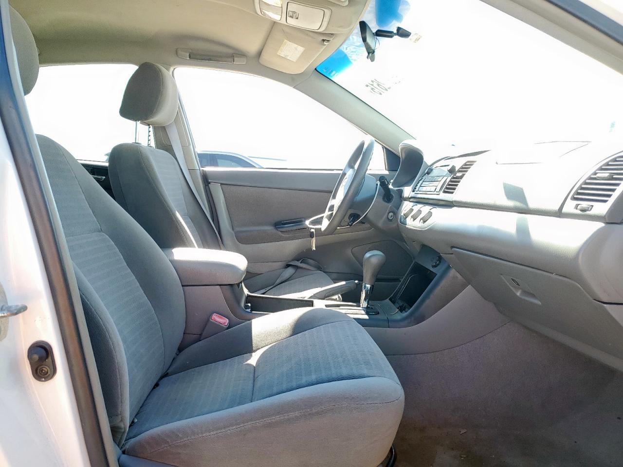 2005 Toyota Camry Le - Фото 7