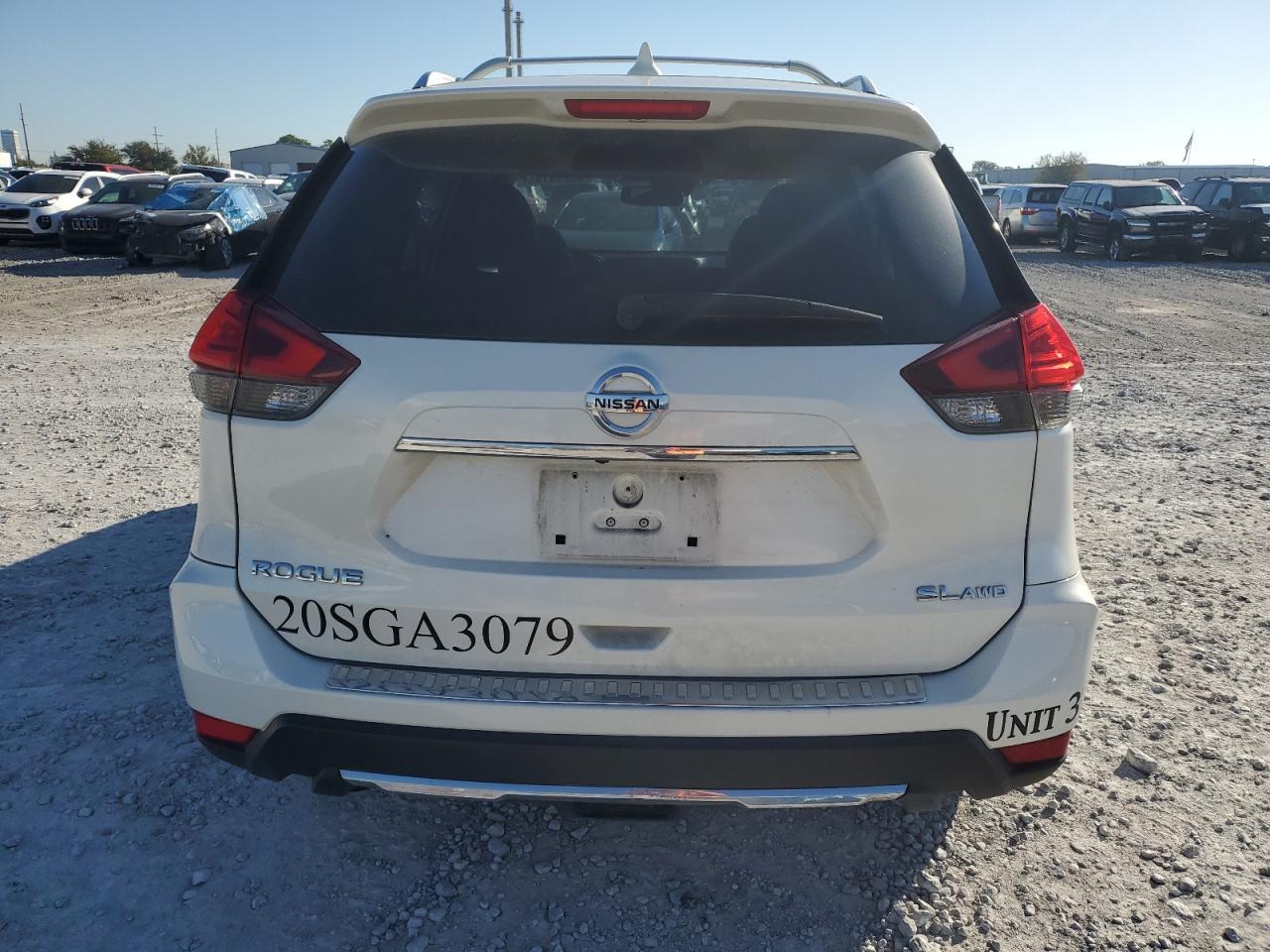 2017 Nissan Rogue S - Image 6
