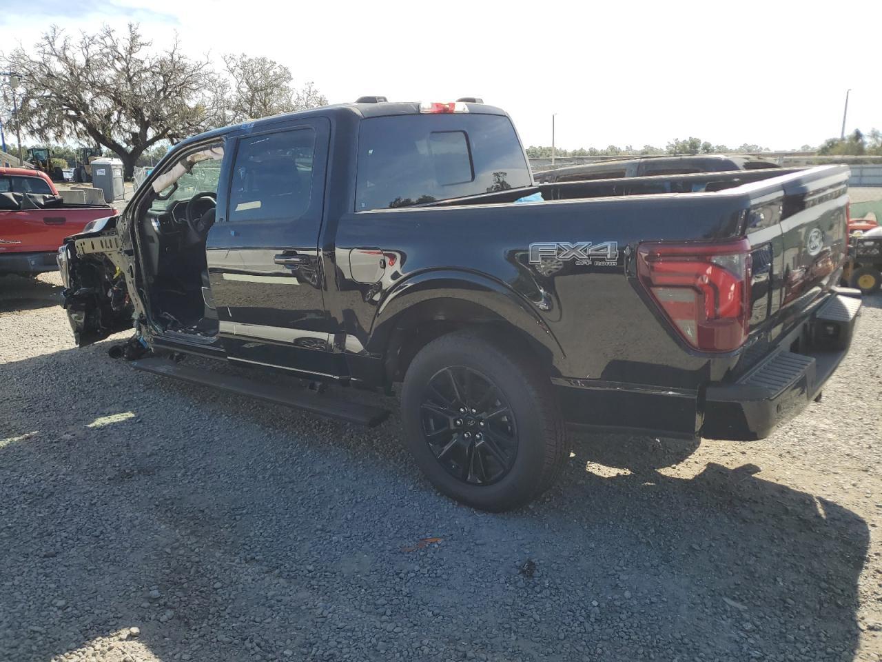 2025 Ford F150 Platinum - Image 2