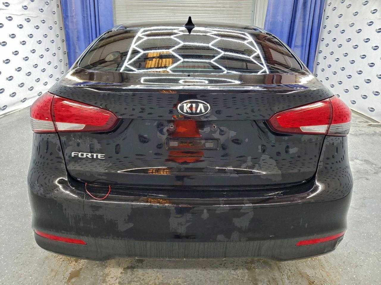 2018 Kia Forte Lx - Image 6