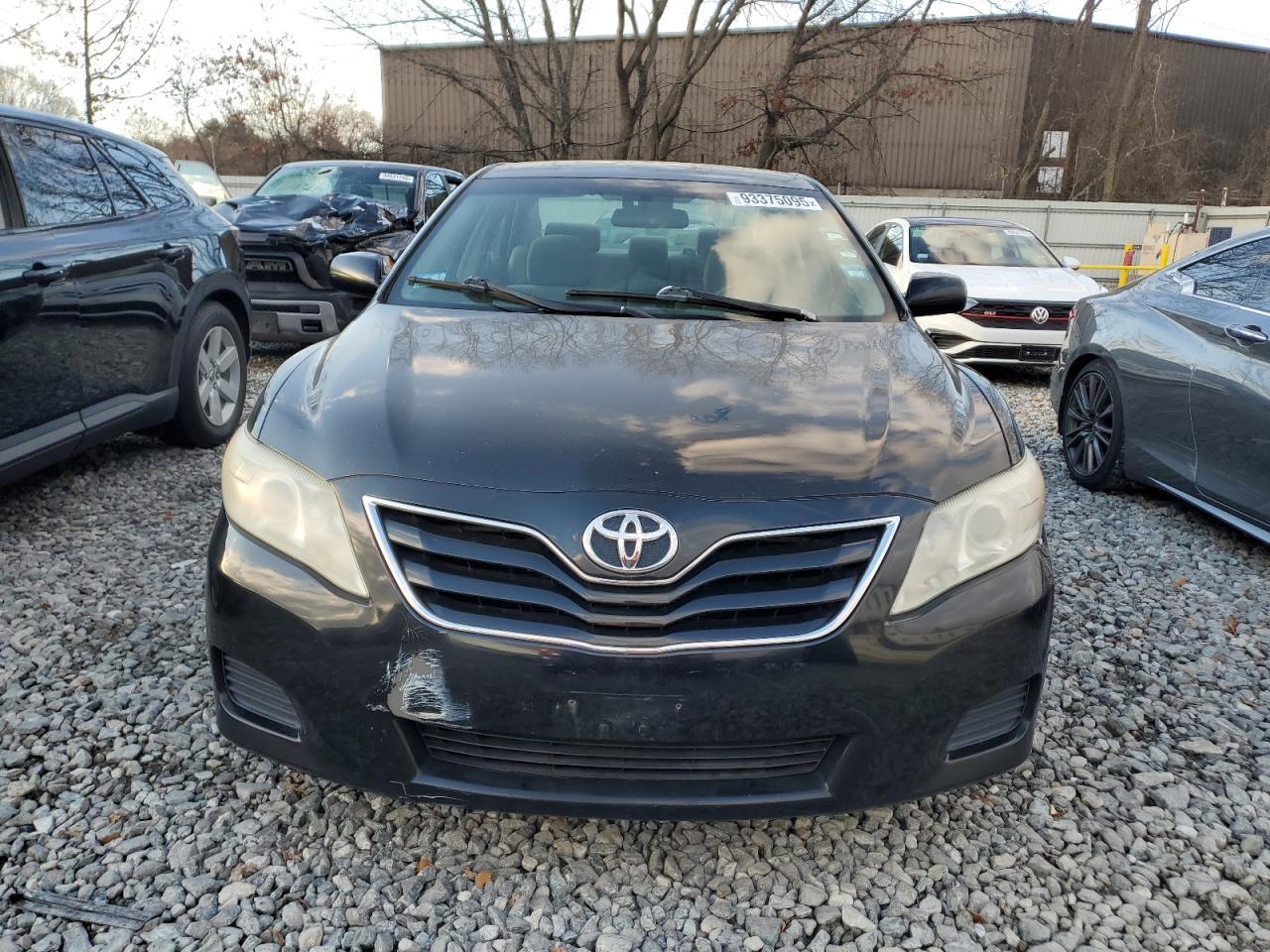 2010 Toyota Camry Base - Фото 5