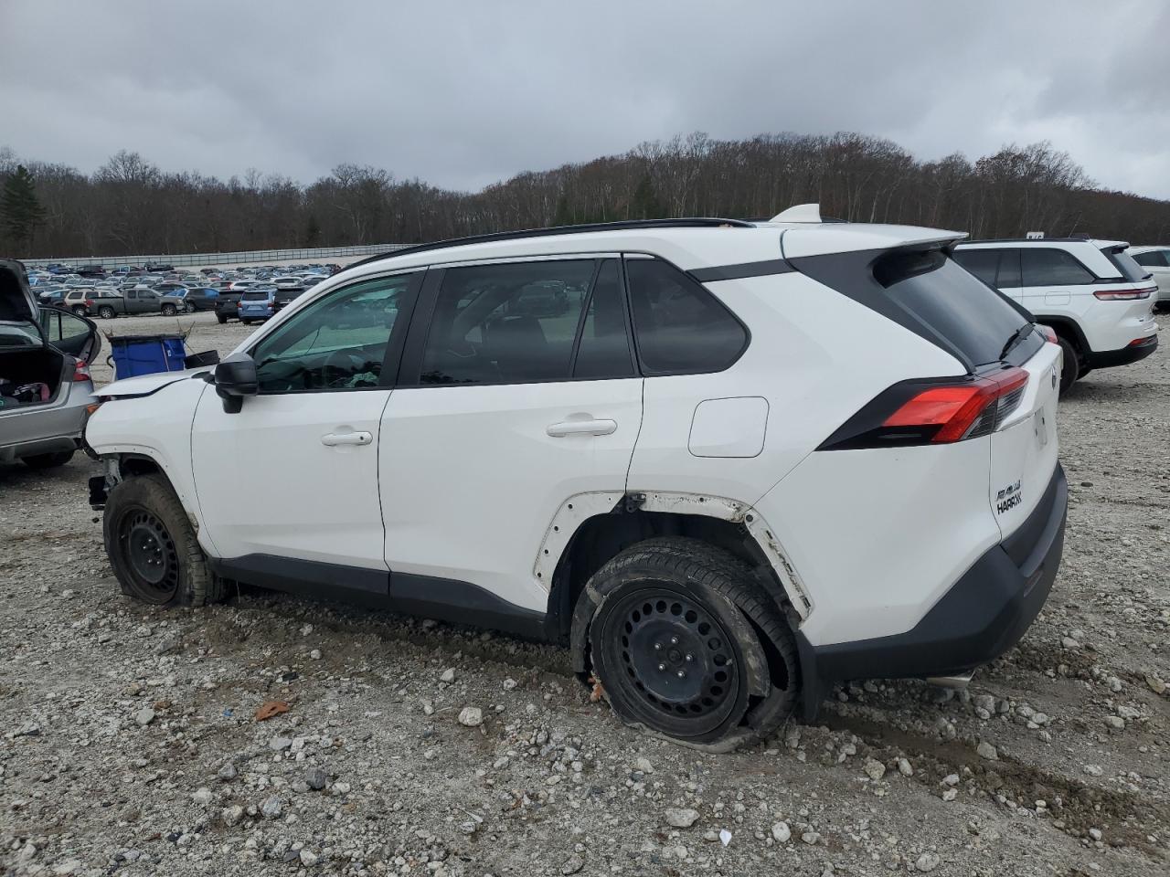 2019 Toyota Rav4 Le - Фото 2