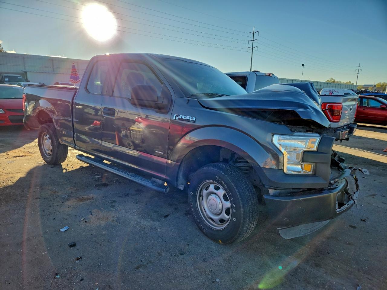 2016 Ford F150 Super Cab - Image 4