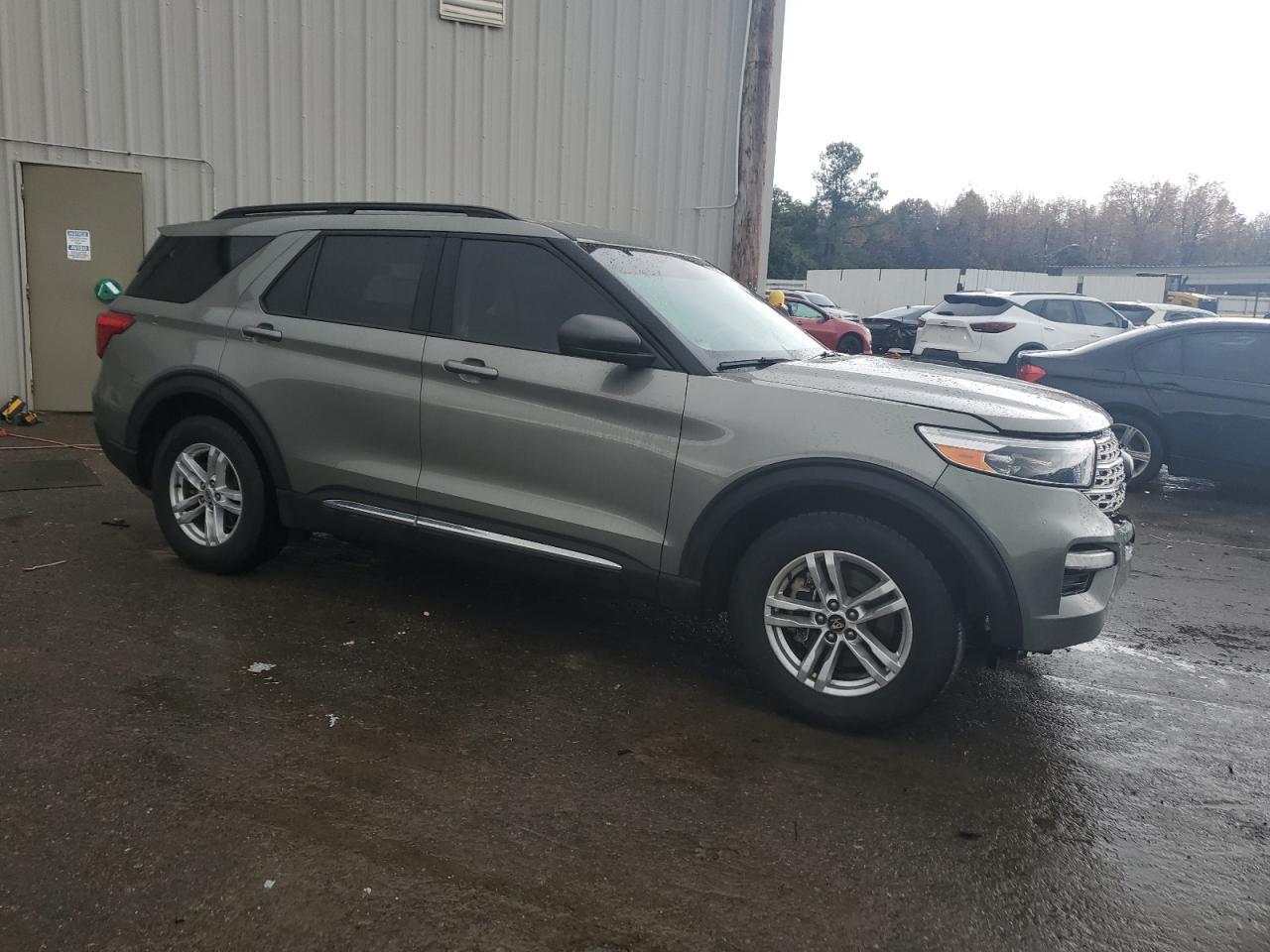 2020 Ford Explorer Xlt - Image 4