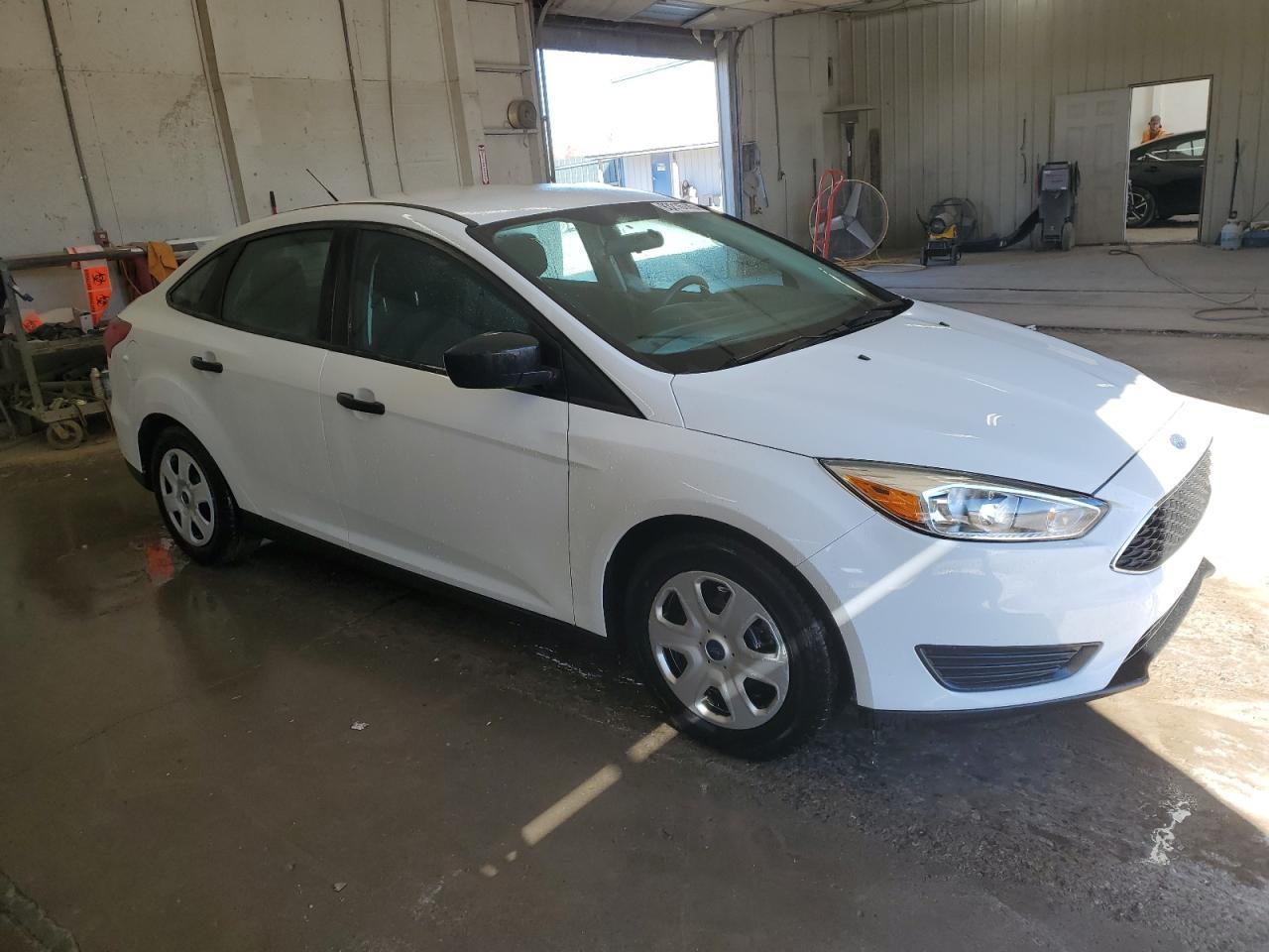 2018 Ford Focus S - Фото 4