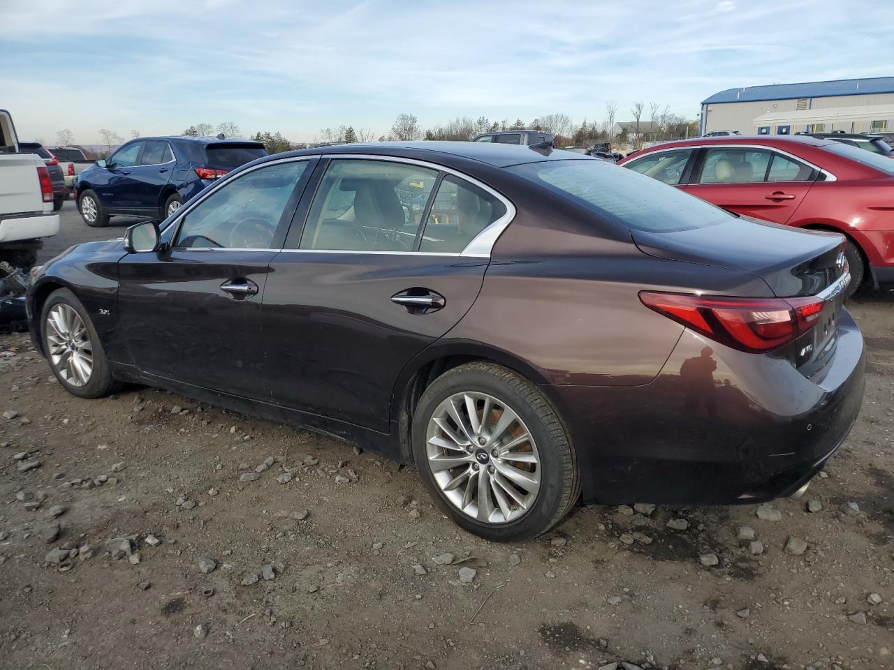 2019 Infiniti Q50 Luxe - Фото 2