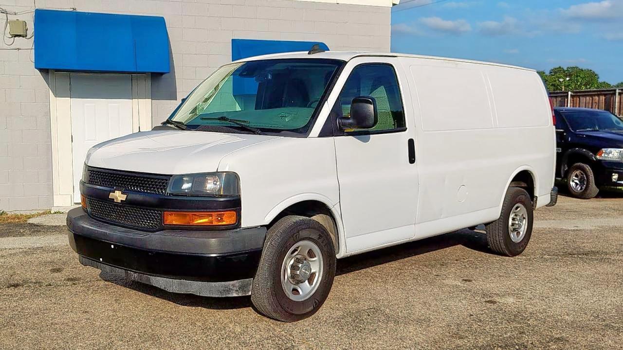 2019 Chevrolet Express G2500 - Фото 2