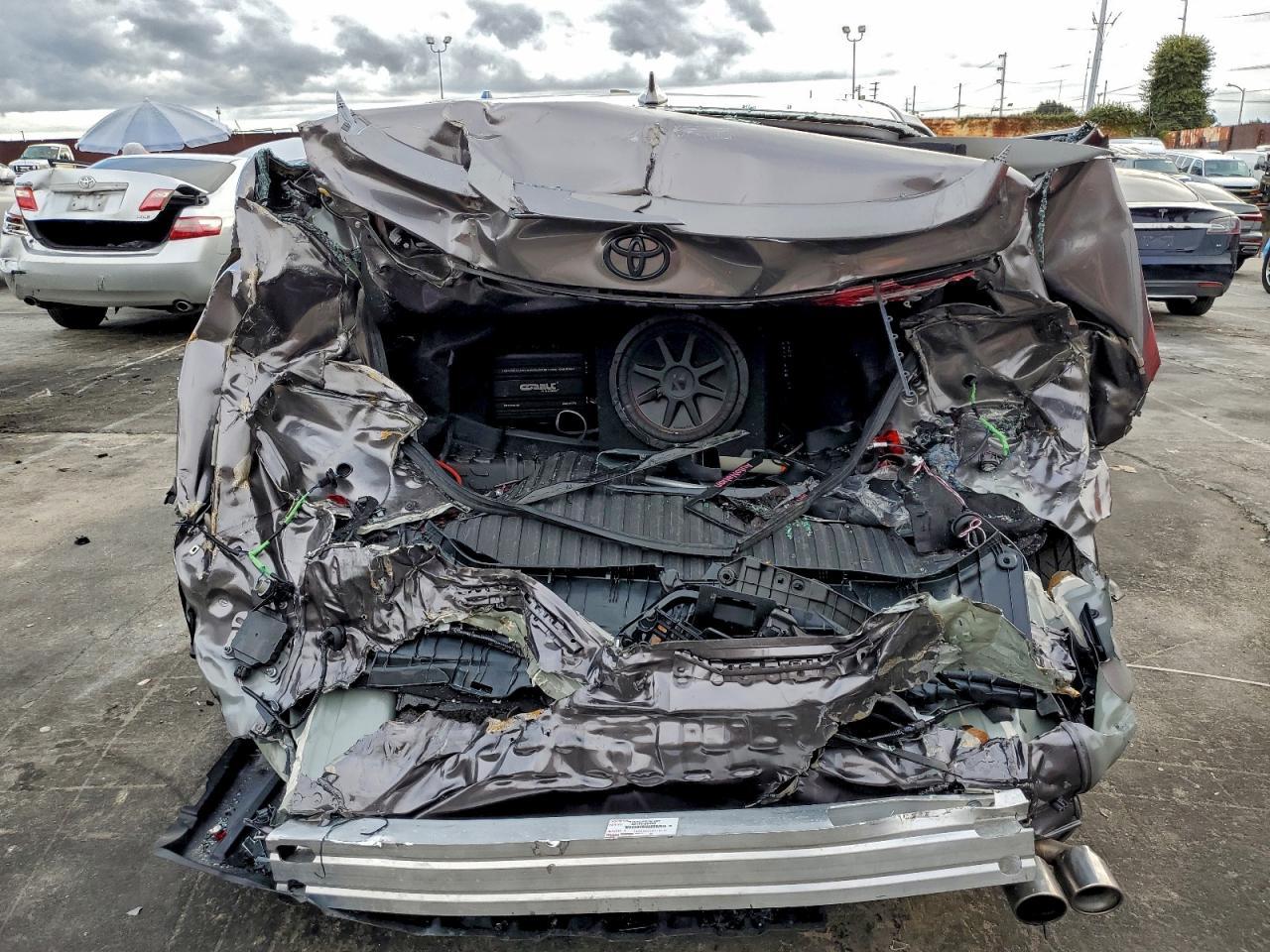 2024 Toyota Camry Se Night Shade - Фото 6