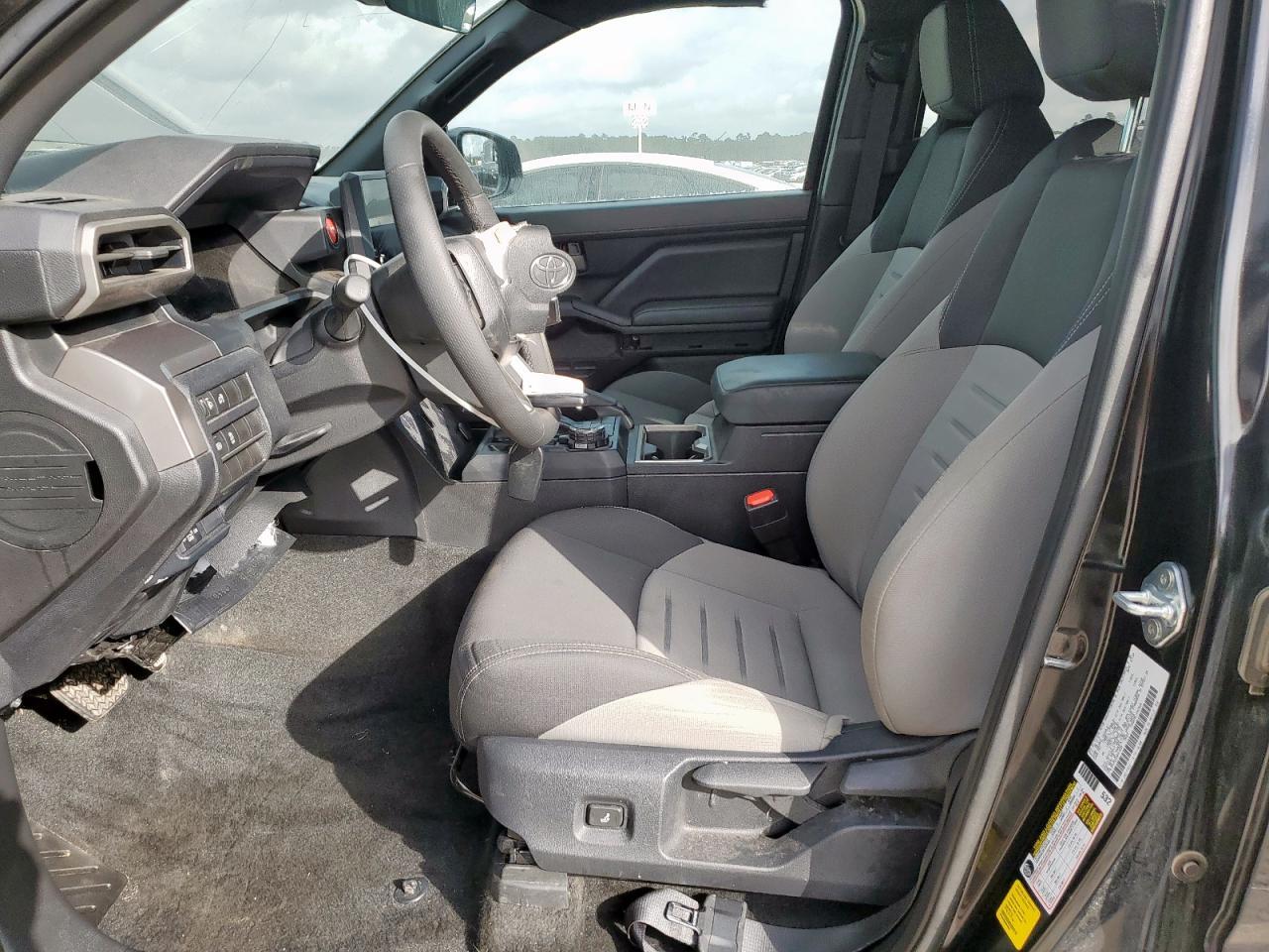 2024 Toyota Tacoma Double Cab - Image 7