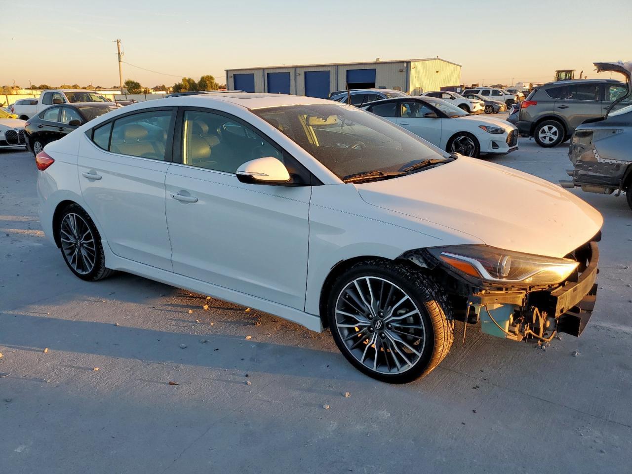2018 Hyundai Elantra Sport - Image 4