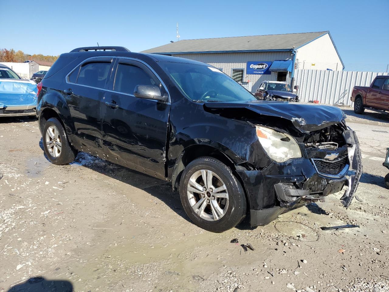 2017 Chevrolet Equinox - Image 4