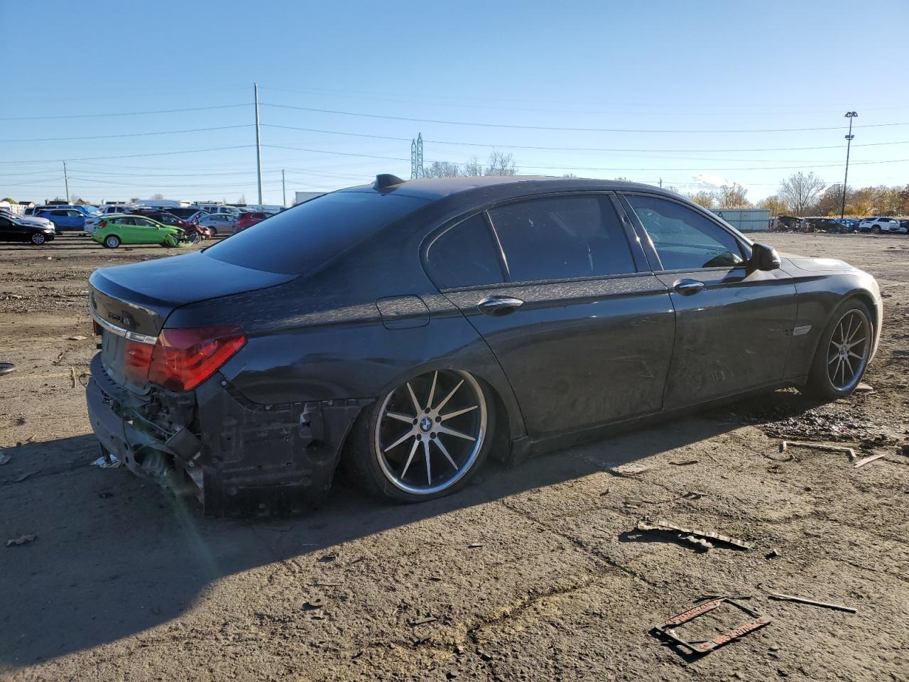 2013 BMW 750 Li - Фото 3