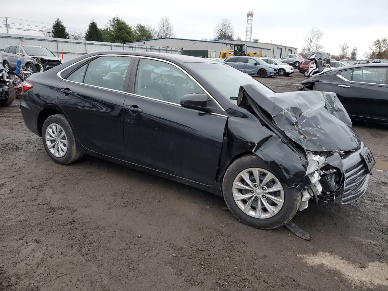 2017 Toyota Camry Le - Image 4