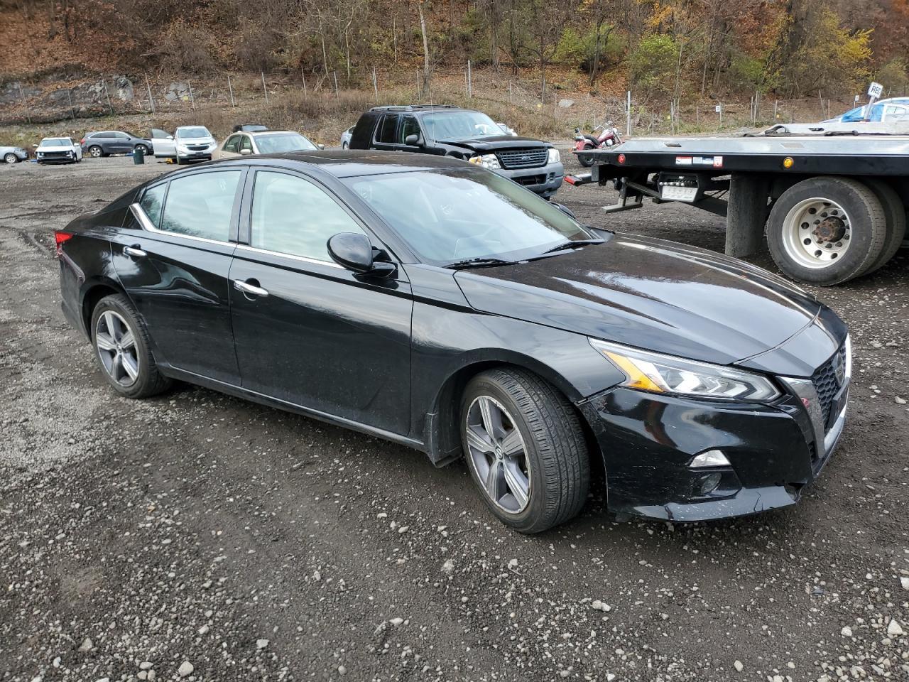 2020 Nissan Altima Sl - Фото 4