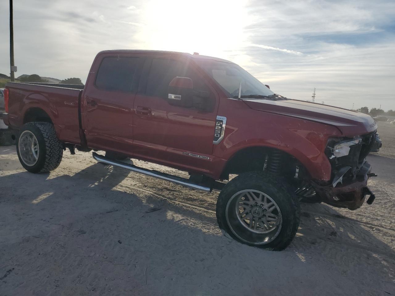 2017 Ford F250 Super Duty - Image 4