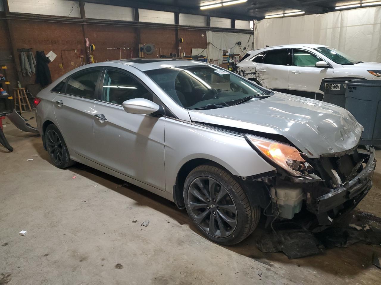 2011 Hyundai Sonata Se - Image 4