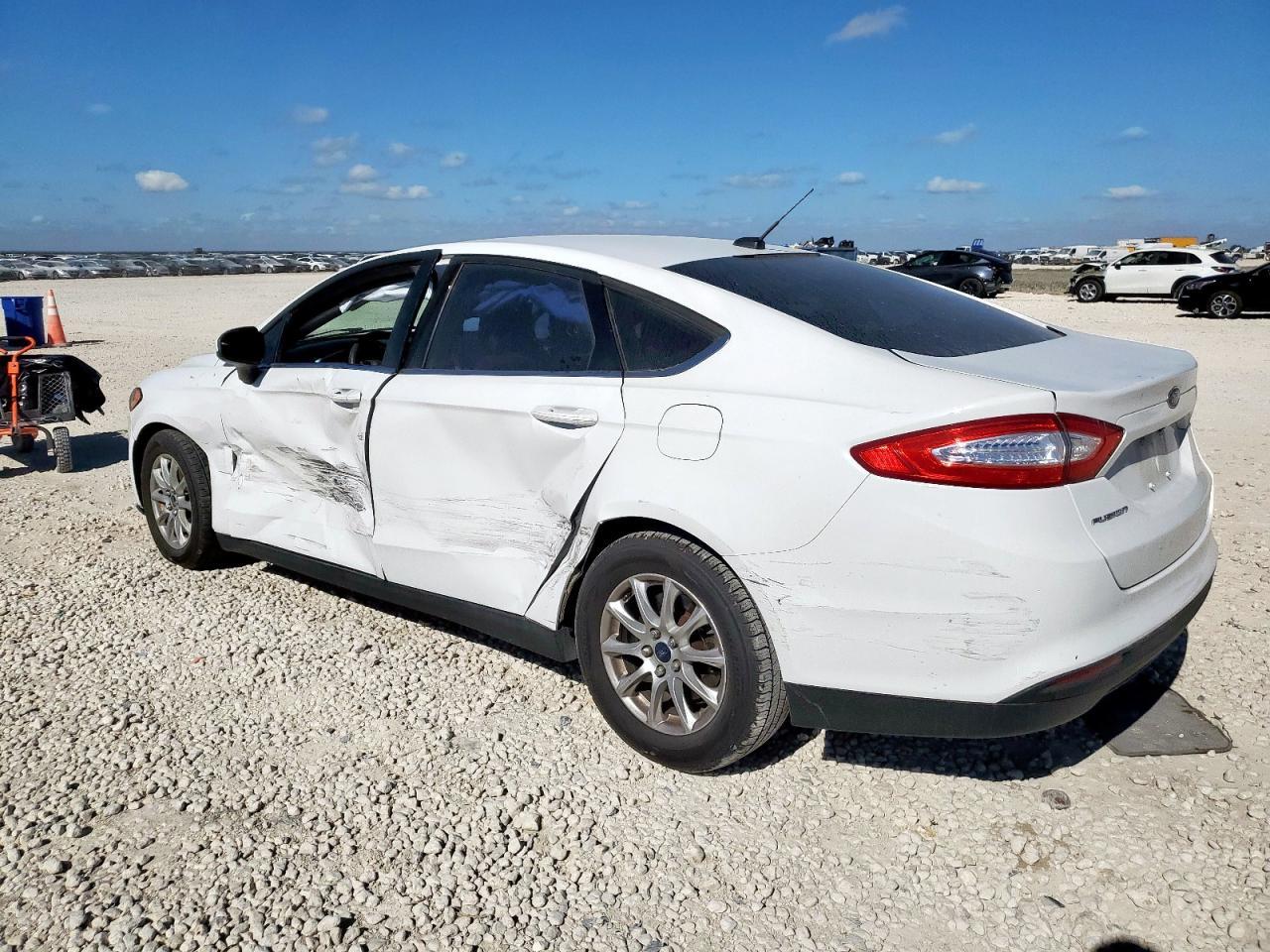 2015 Ford Fusion S - Image 2