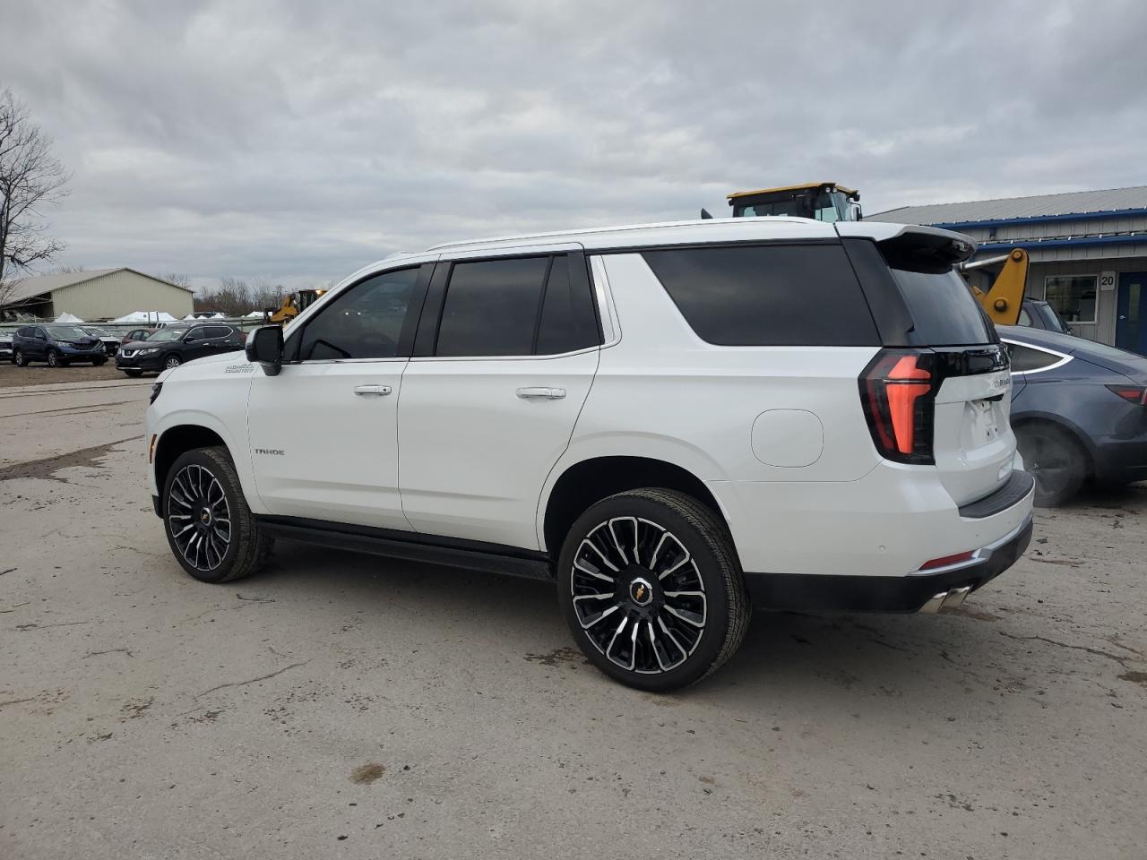 2025 Chevrolet Tahoe K1500 High Country - Фото 2