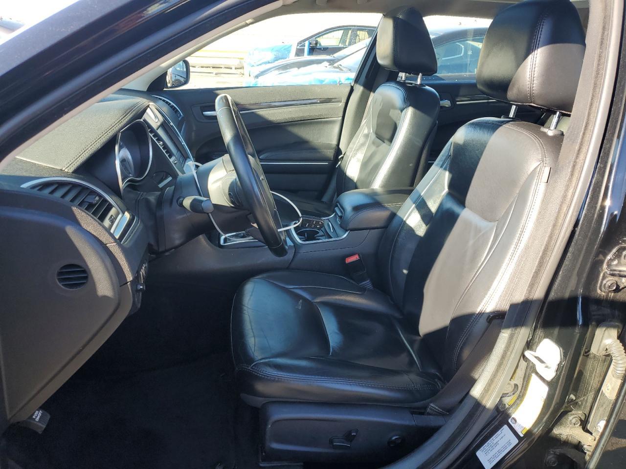 2016 Chrysler 300 Limited - Фото 7