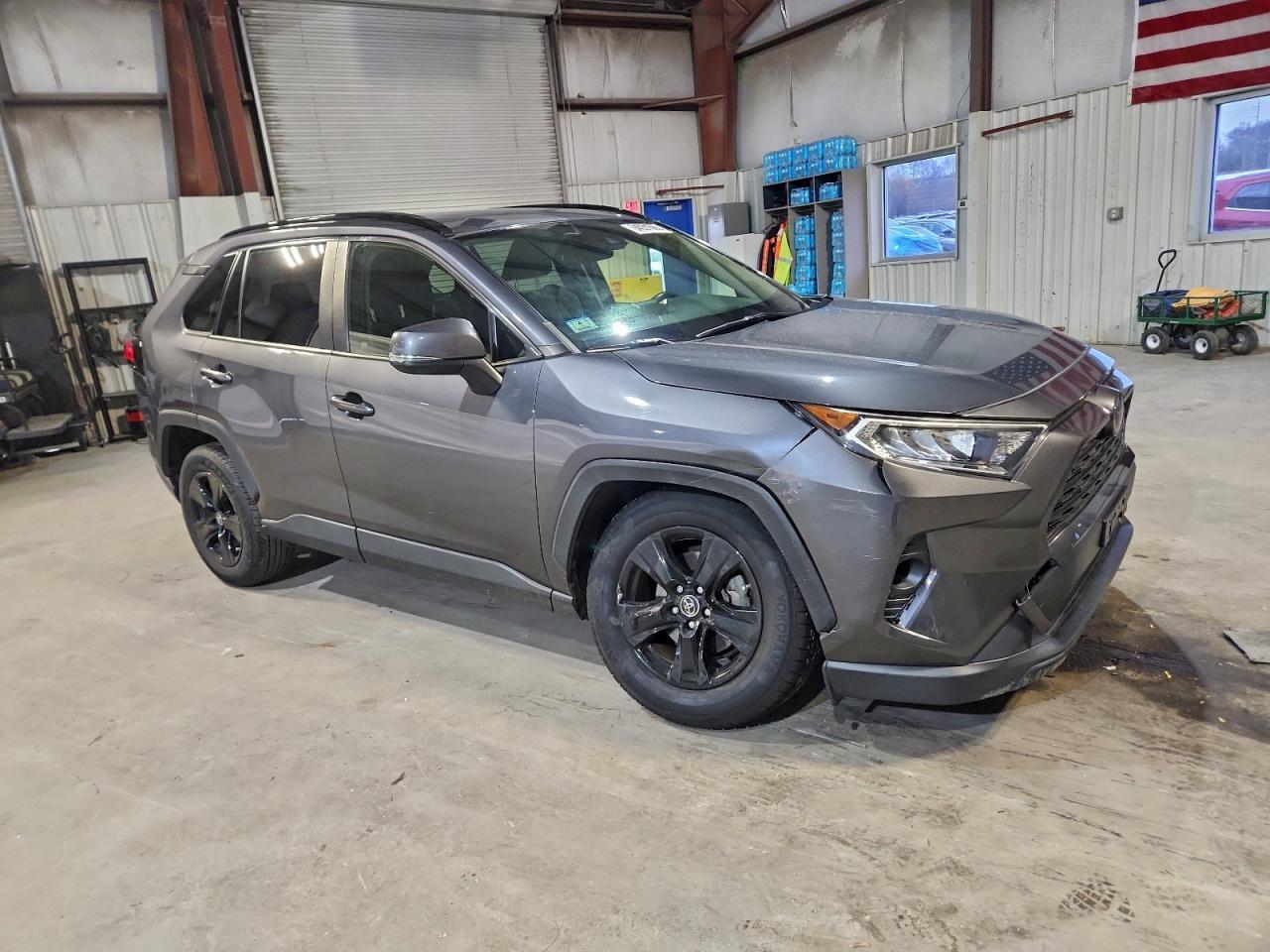2019 Toyota Rav4 Xle - Image 4