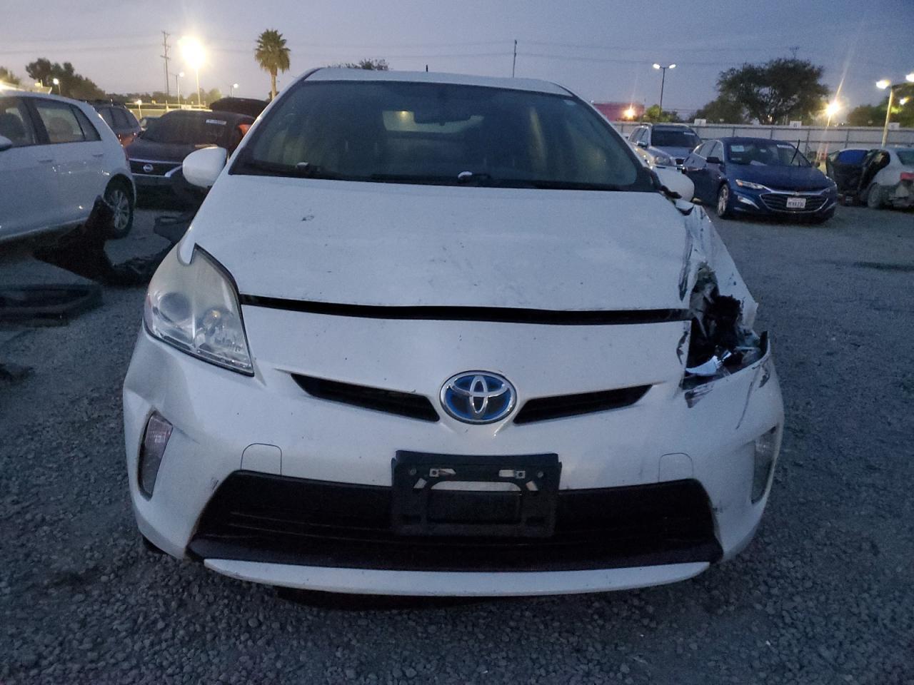 2015 Toyota Prius - Фото 5