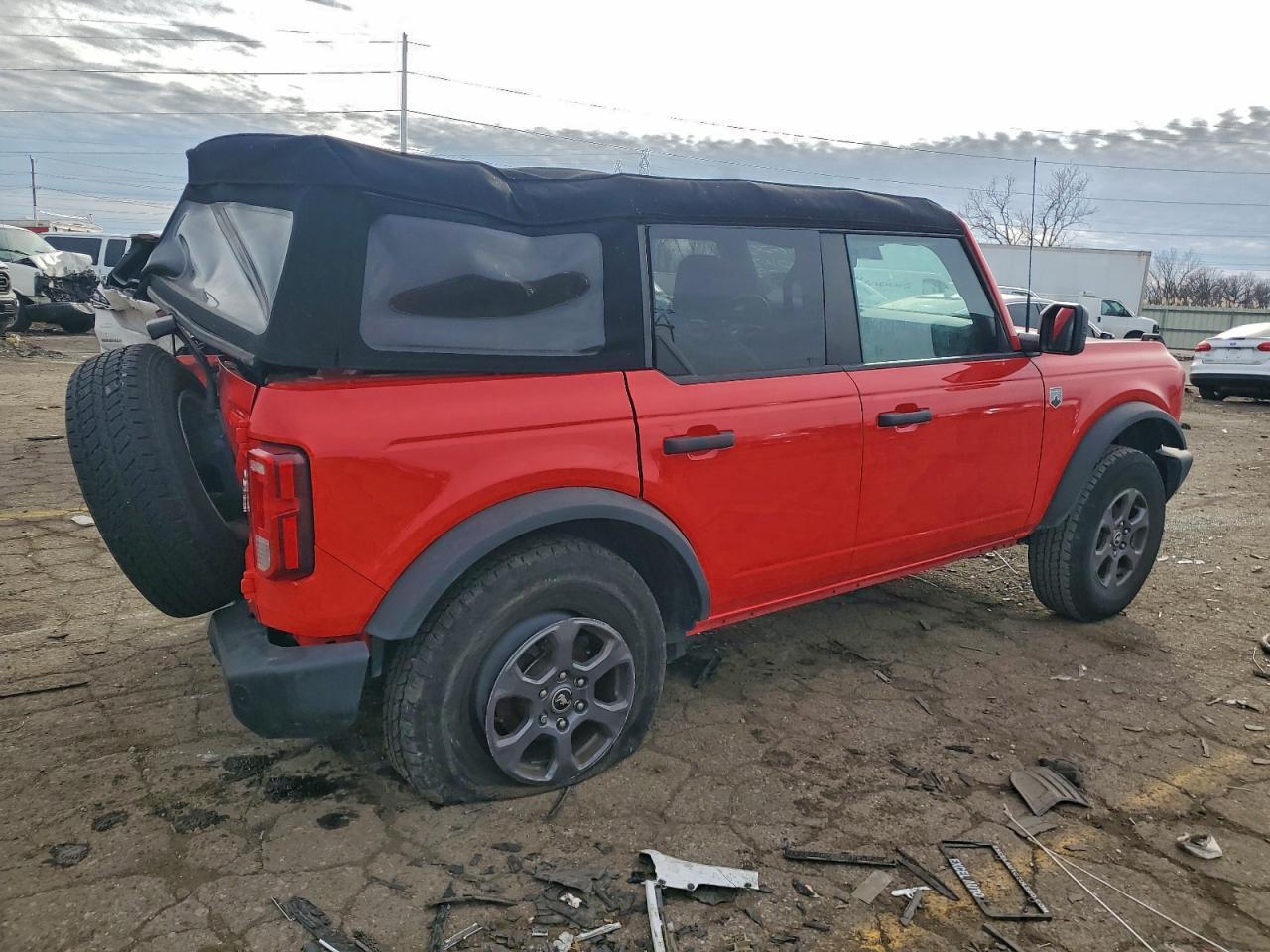 2023 Ford Bronco Base - Фото 3