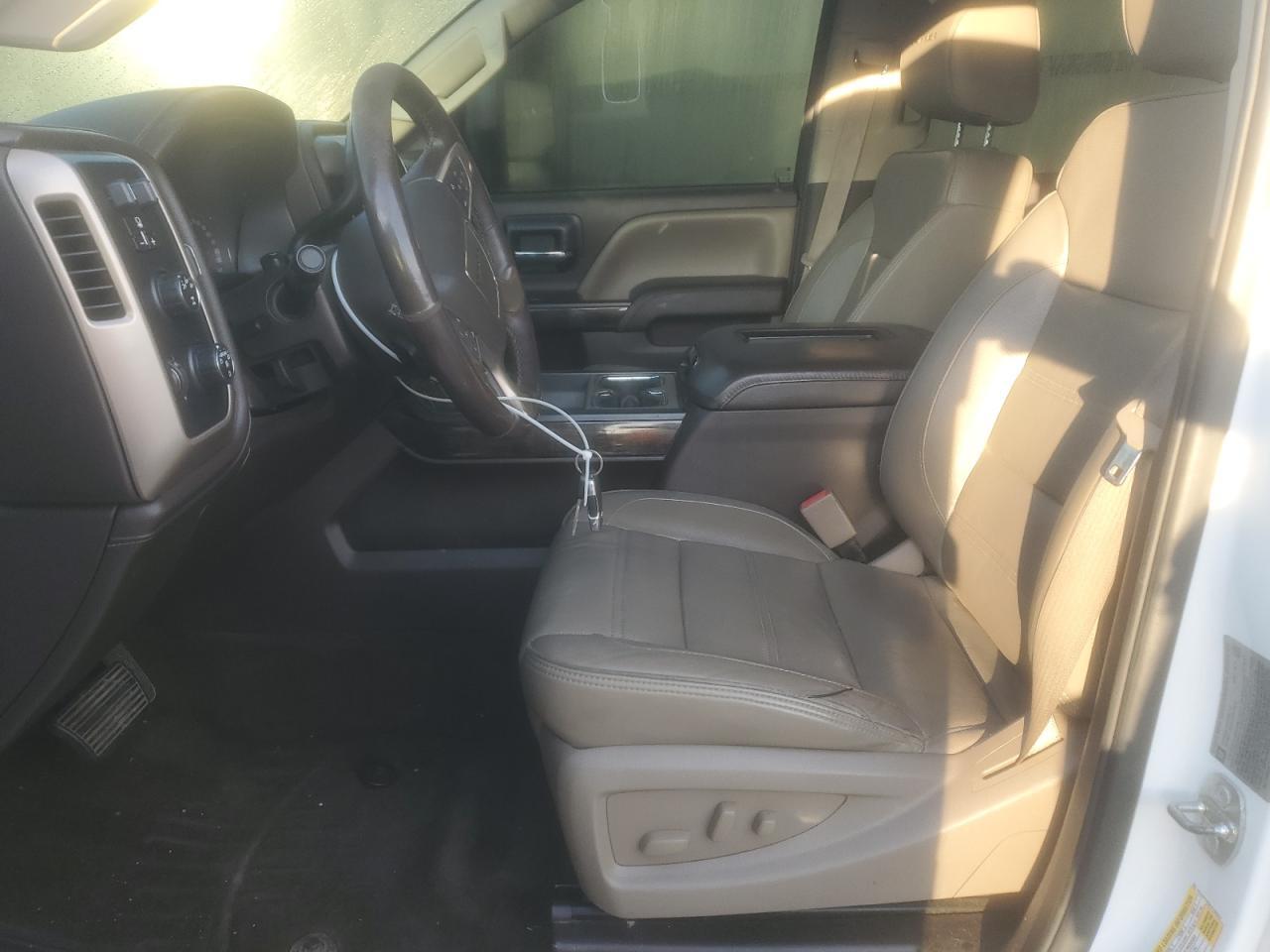 2016 GMC Sierra K3500 Denali - Image 7