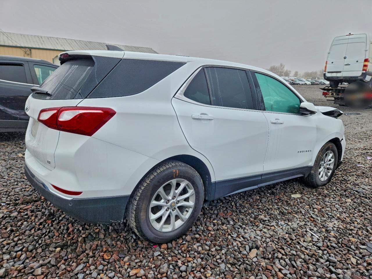 2019 Chev Equinox Lt - Image 3