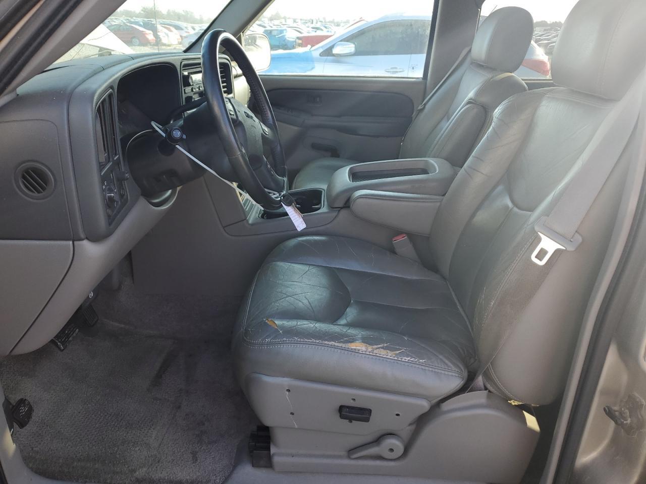 2003 GMC Yukon Xl C1500 - Image 7