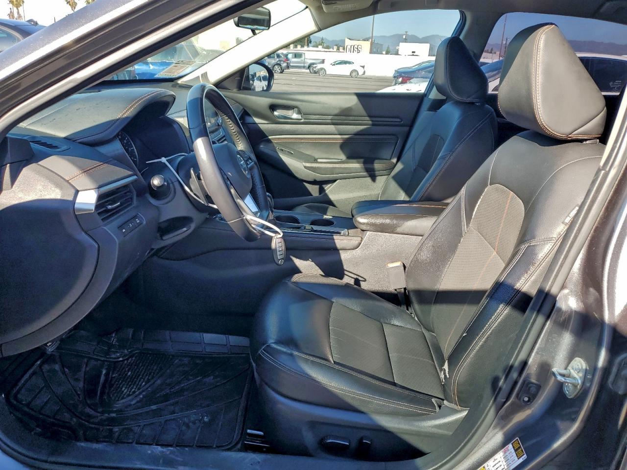 2020 Nissan Altima Sr - Фото 7