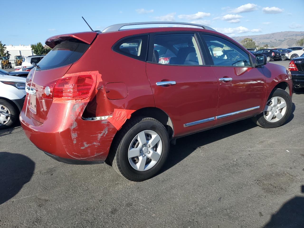 2015 Nissan Rogue Select S - Image 3