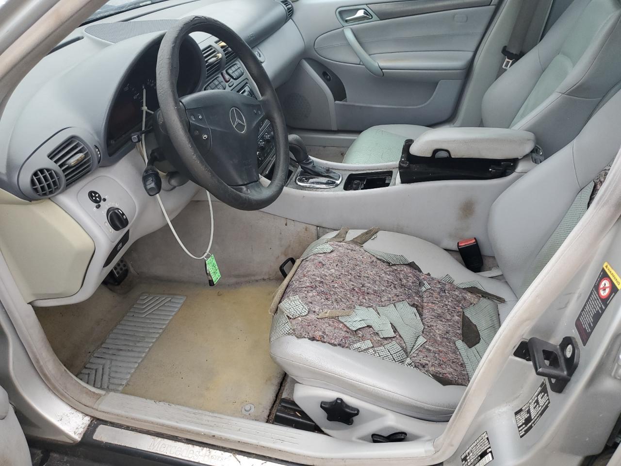 2004 Mercedes-Benz C 230K Sport Sedan - Фото 7