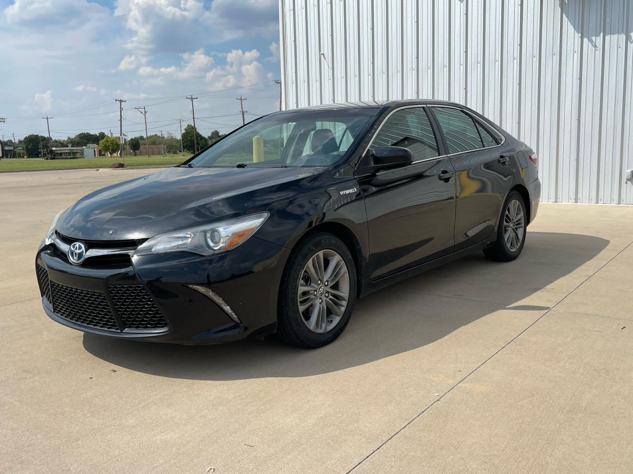 2015 Toyota Camry Hybrid - Фото 2