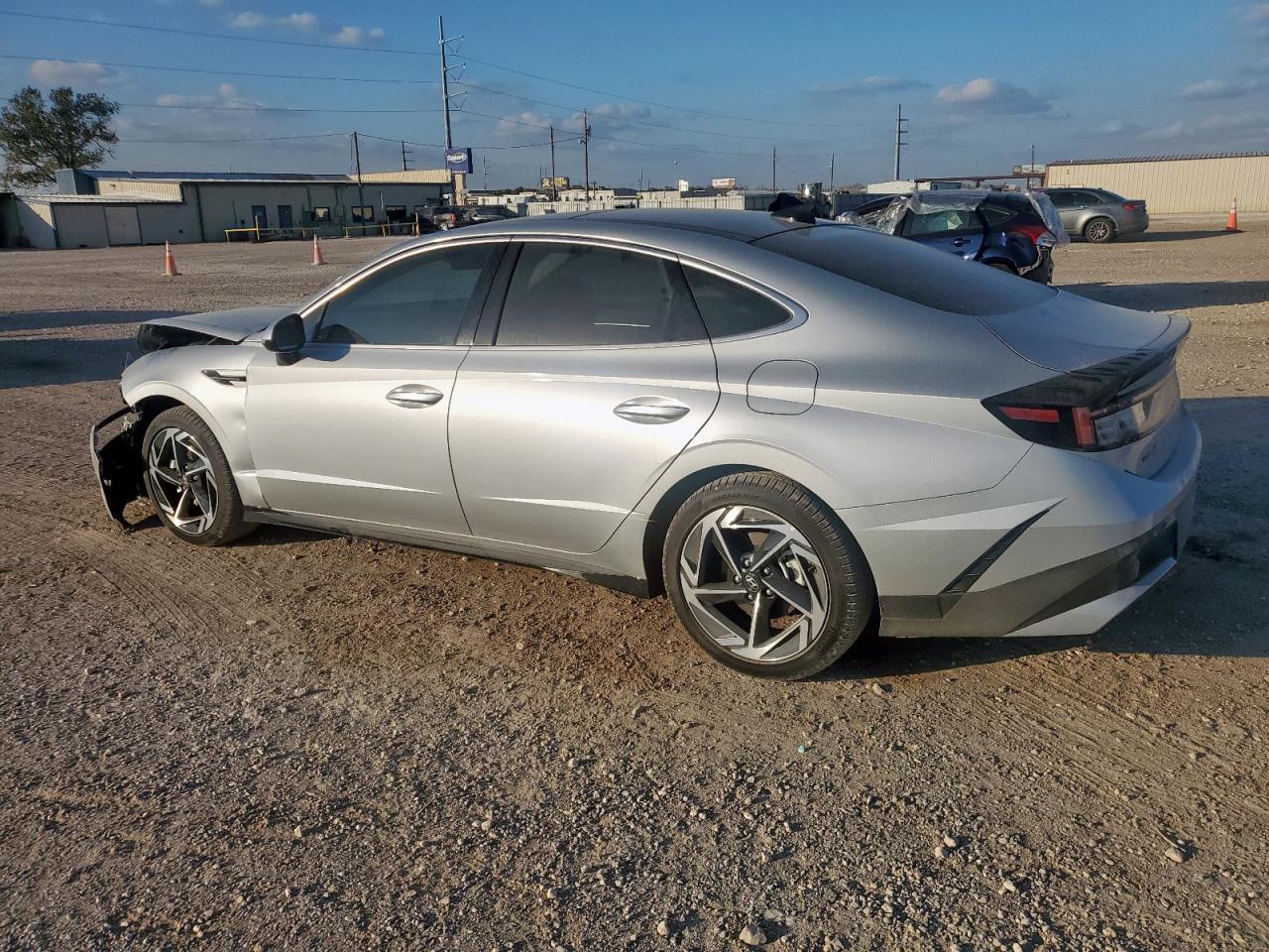 2025 Hyundai Sonata Sel - Image 2