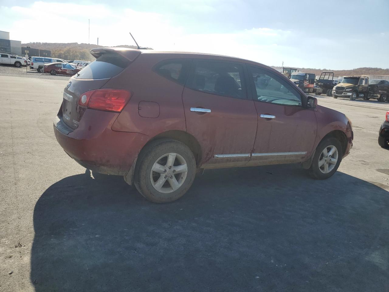 2013 Nissan Rogue S - Image 3