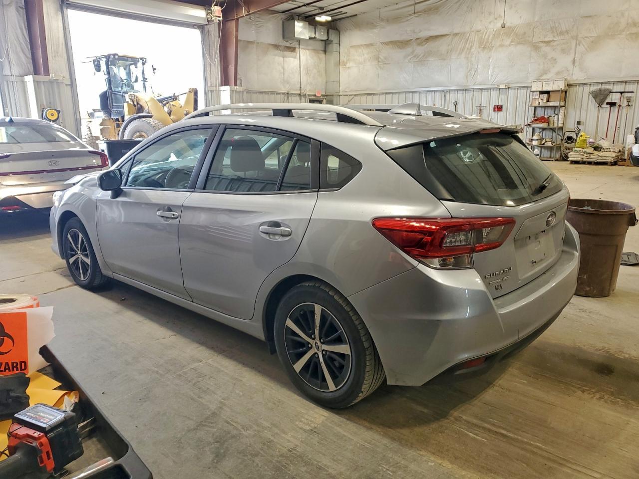 2020 Subaru Impreza Premium - Фото 2