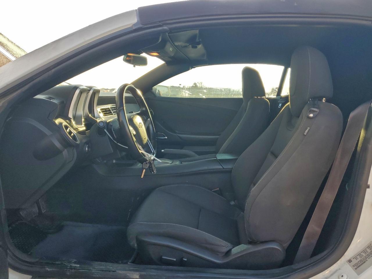 2014 Chevrolet Camaro - Image 7