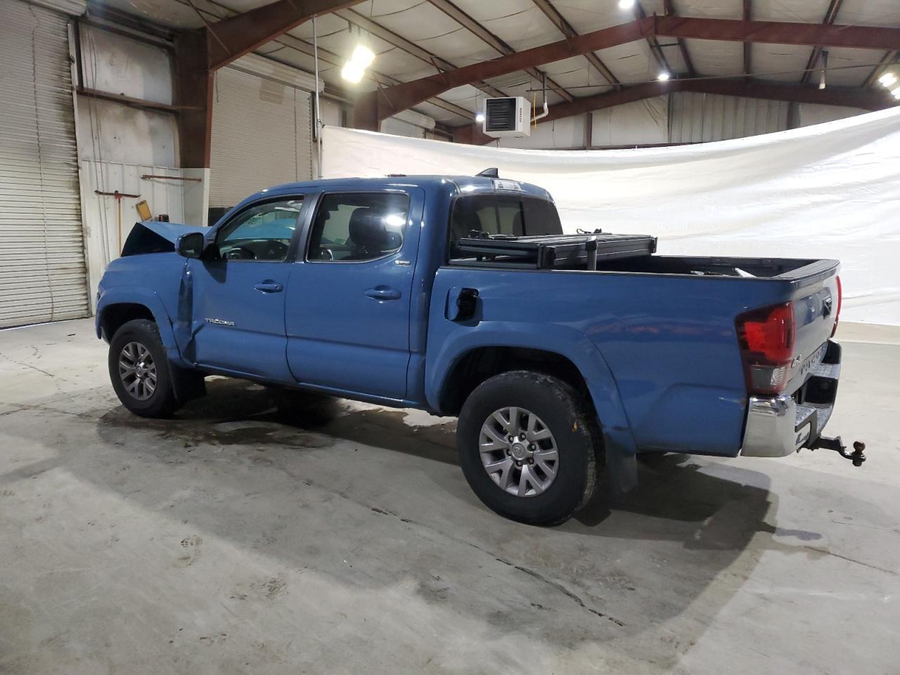 2019 Toyota Tacoma - Image 2