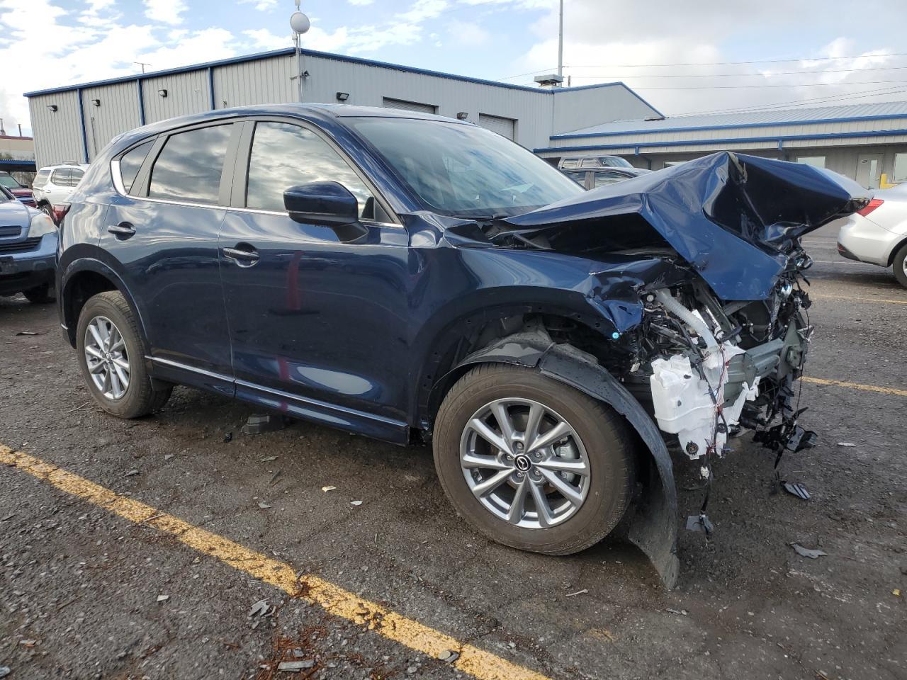 2025 Mazda Cx-5 Preferred - Image 4