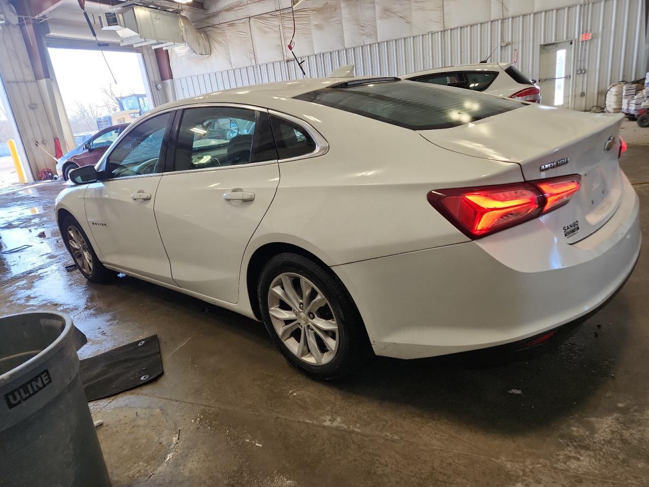 2020 Chevrolet Malibu Lt - Фото 2