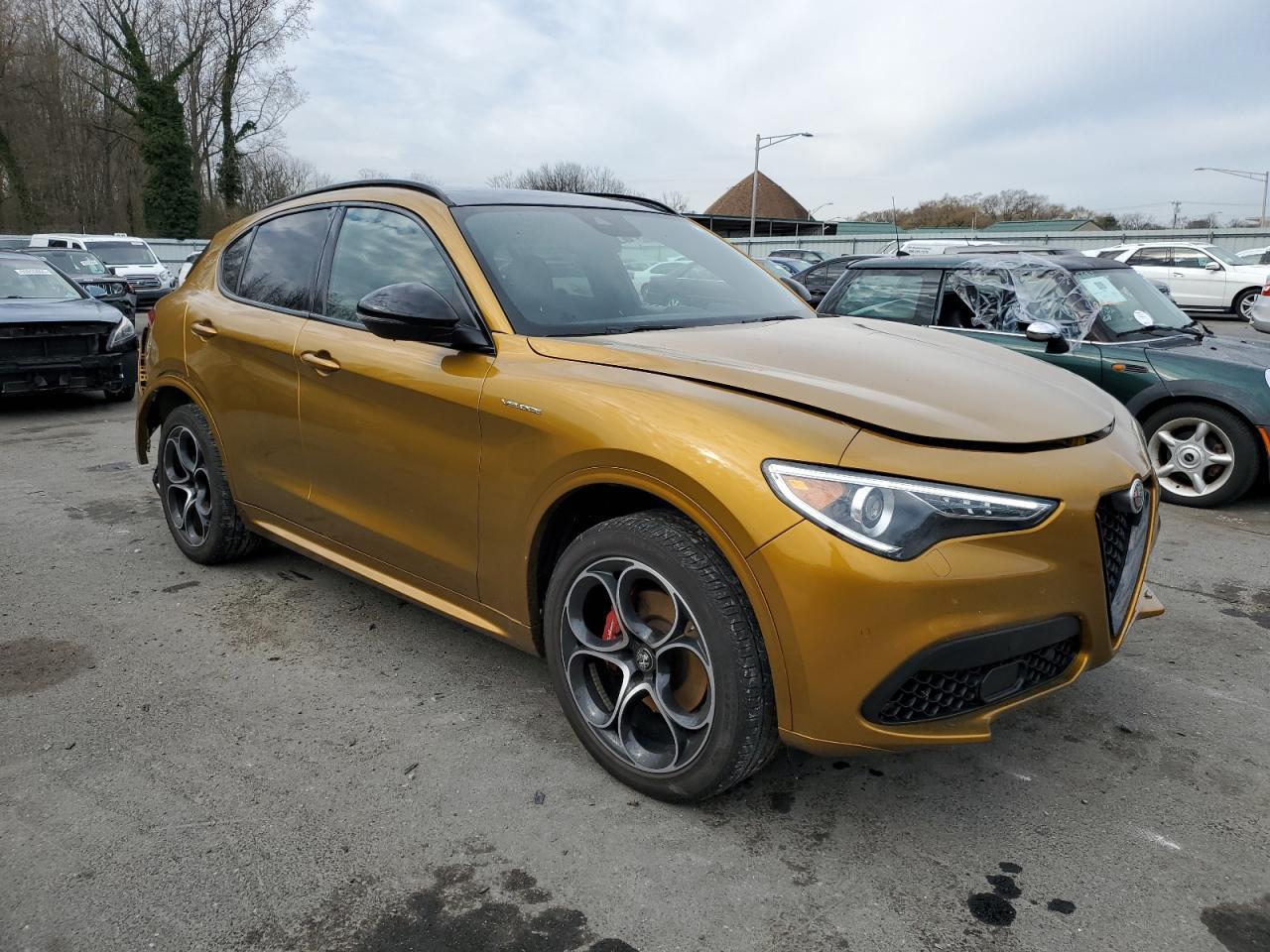 2023 Alfa Romeo Stelvio Ti - Фото 4