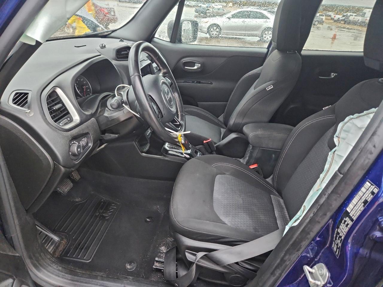 2021 Jeep Renegade Latitude - Фото 7