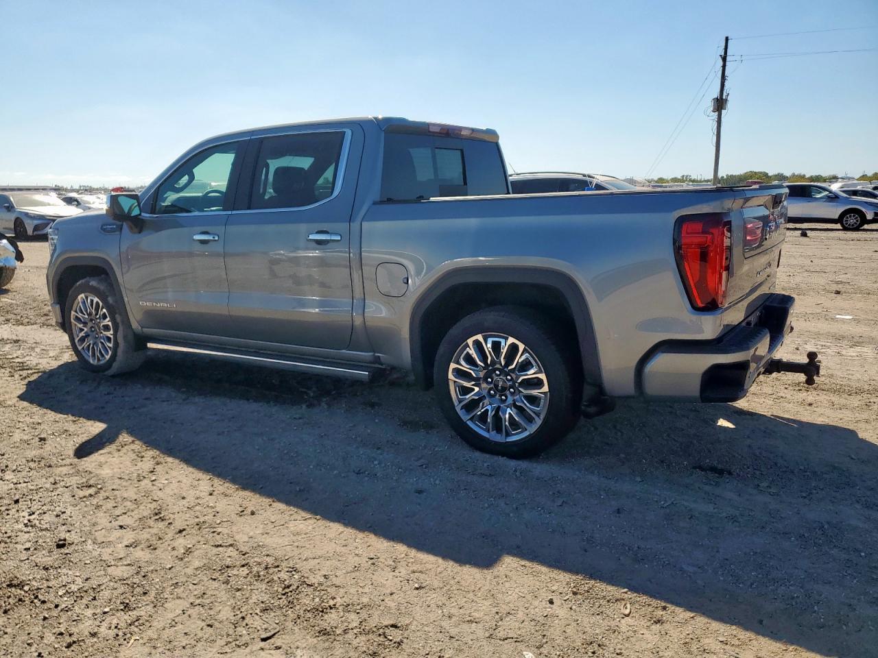 2025 GMC Sierra K1500 Denali Ultimate - Image 2